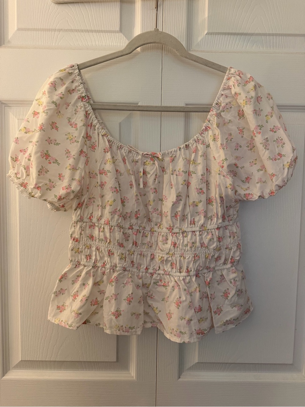 Floral Smocked Peplum Top - Pink/White